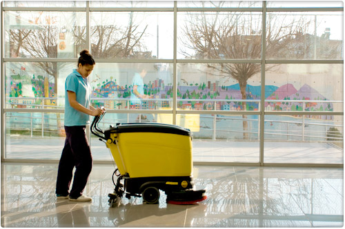 limpieza y mantenimiento de suelos con limpiezas dynamic